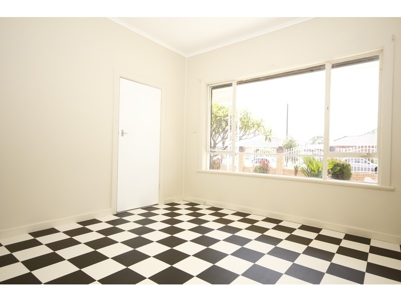 60 Edward Street, Ottoway SA 5013