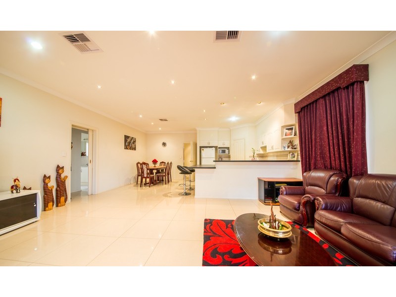 27 Hampshire Street, Mansfield Park SA 5012