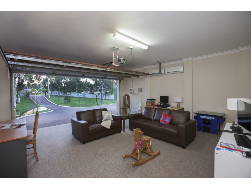 11 Chenin Lane, The Vines WA 6069