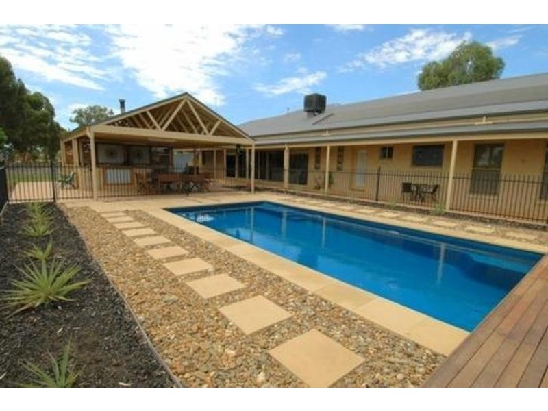 20 Hollara Drive, Moama NSW 2731