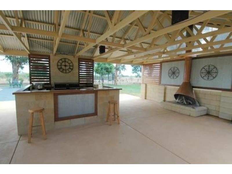 20 Hollara Drive, Moama NSW 2731