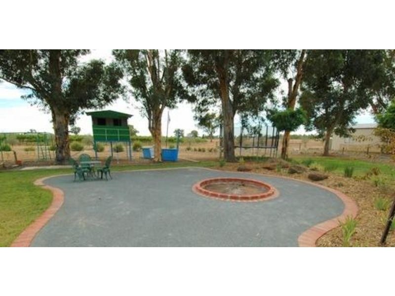 20 Hollara Drive, Moama NSW 2731