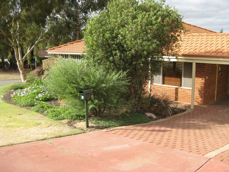6 Shady Grove, Yangebup WA 6164