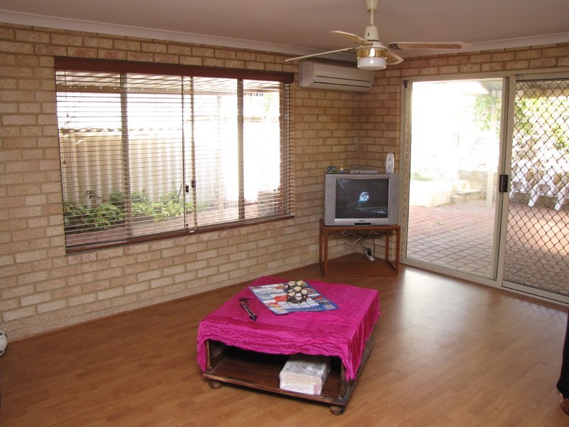 6 Shady Grove, Yangebup WA 6164