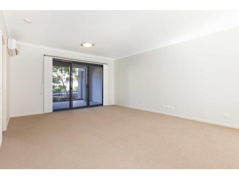 43/1 Sunlander Drive, Currambine WA 6028