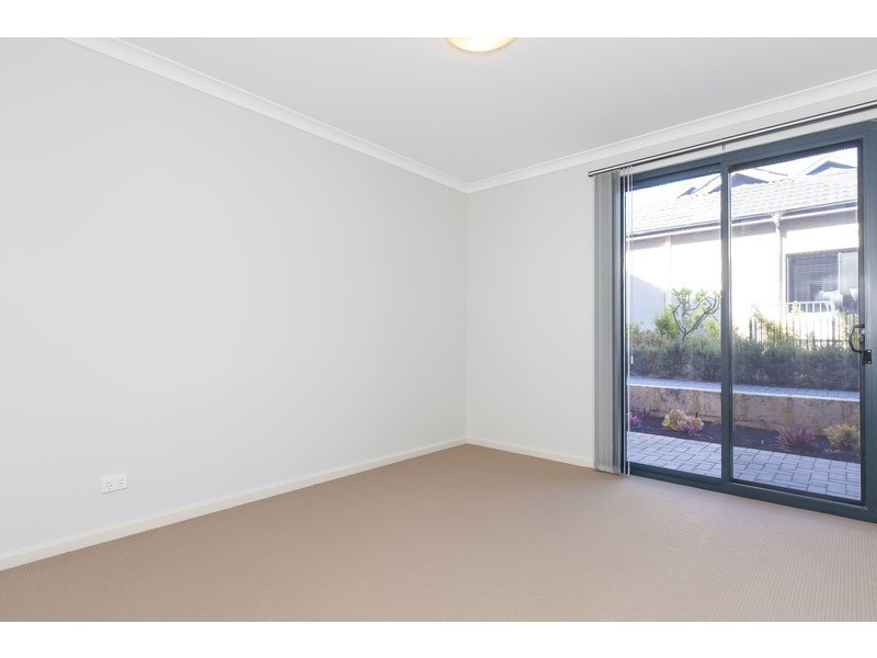 43/1 Sunlander Drive, Currambine WA 6028