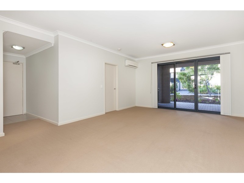 43/1 Sunlander Drive, Currambine WA 6028