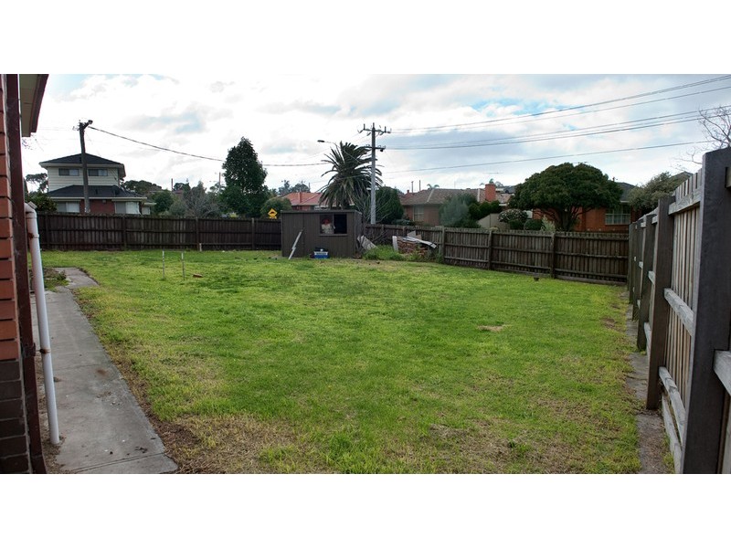 32 Chestnut Street, Campbellfield VIC 3061