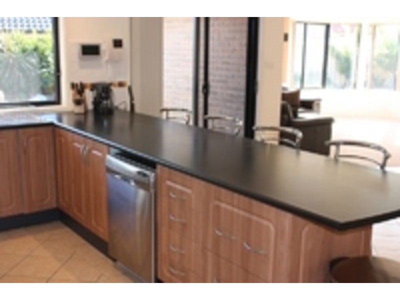 10 Parkinson Ave, Shell Cove NSW 2529