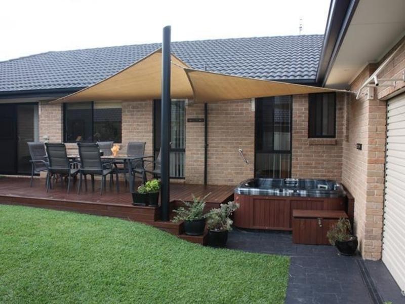 10 Parkinson Ave, Shell Cove NSW 2529