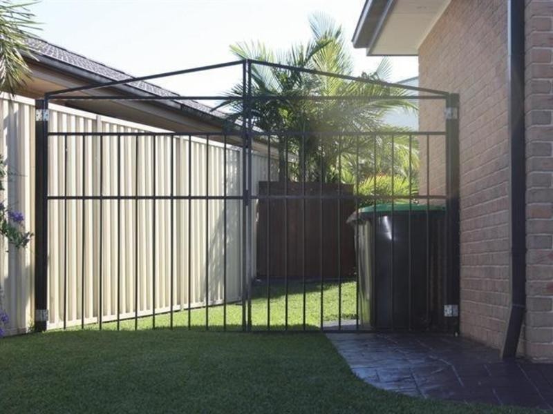 10 Parkinson Ave, Shell Cove NSW 2529