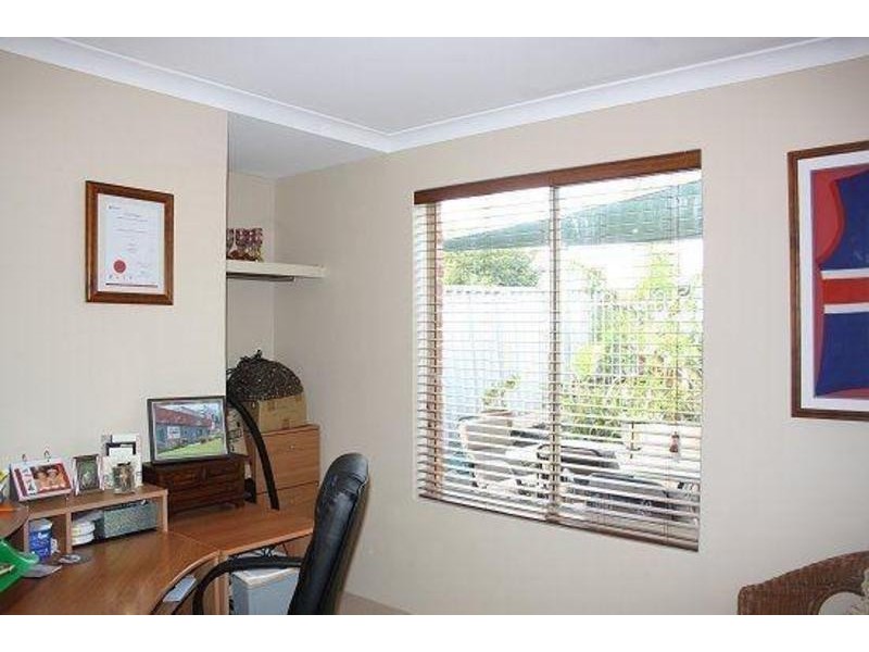 37 Whitebread Way, Leda WA 6170