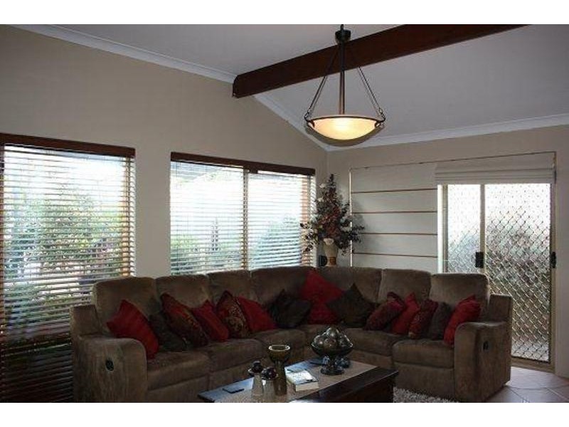 37 Whitebread Way, Leda WA 6170