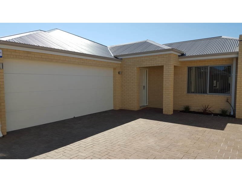 4/6 Vaux Street, Rockingham WA 6168