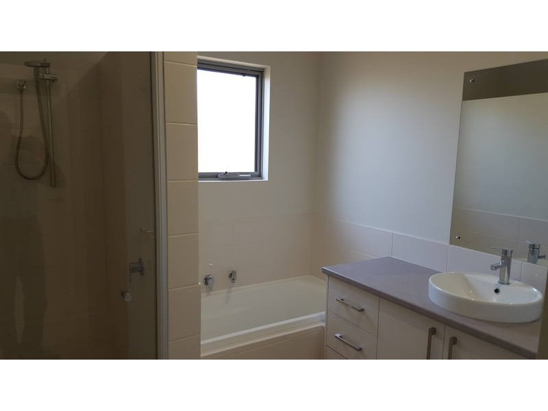 4/6 Vaux Street, Rockingham WA 6168