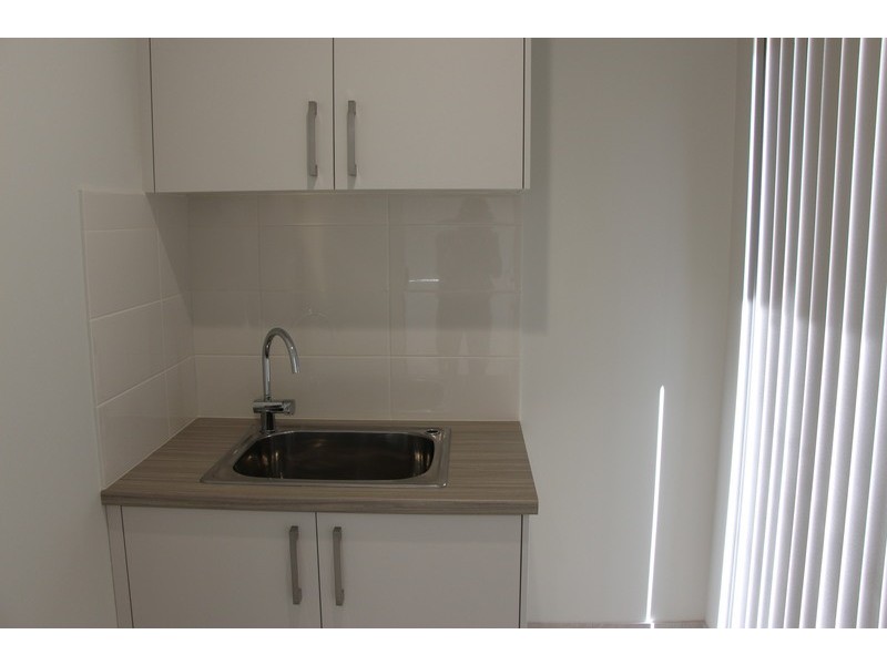 4/6 Vaux Street, Rockingham WA 6168