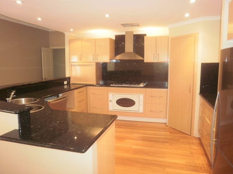 23 Tenerife Boulevard, Hillarys WA 6025