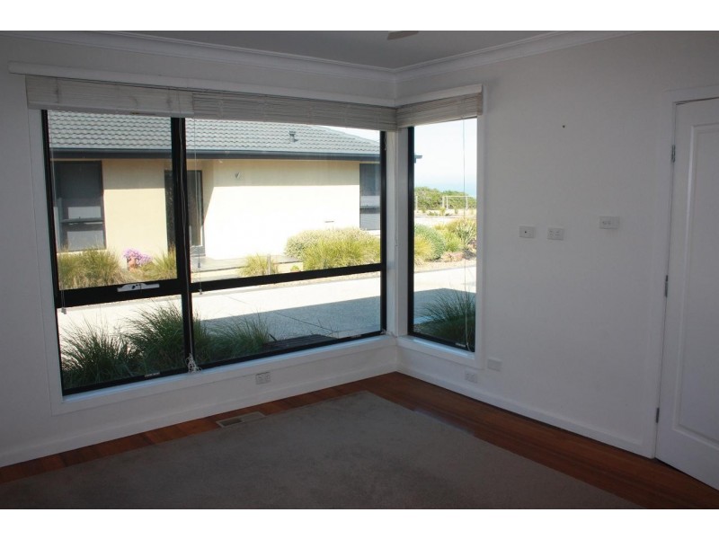2/184 Beach Road, Sandringham VIC 3191