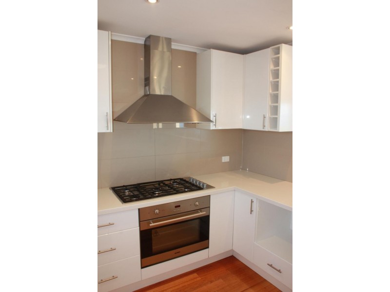 2/184 Beach Road, Sandringham VIC 3191