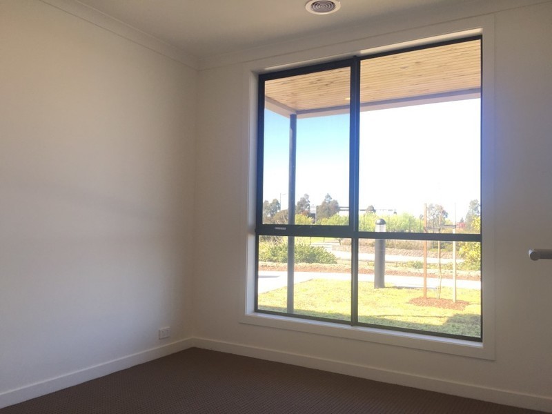 22 Yarramie Circuit, Craigieburn VIC 3064