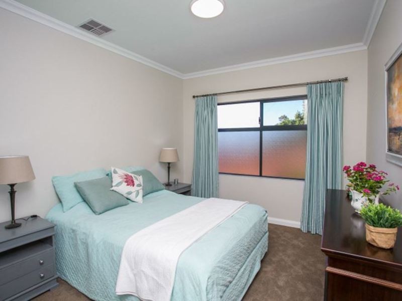 18 Heath Road, Kalamunda WA 6076