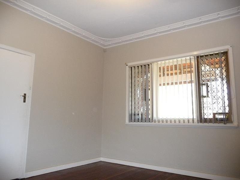 14 Hyland Street, Bassendean WA 6054