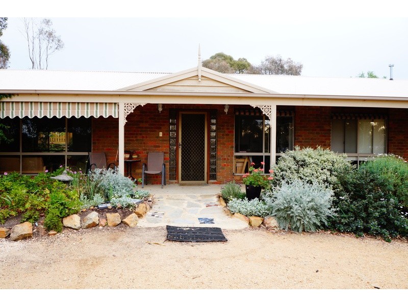 9 Honeycomb Road, Campbells Creek VIC 3451