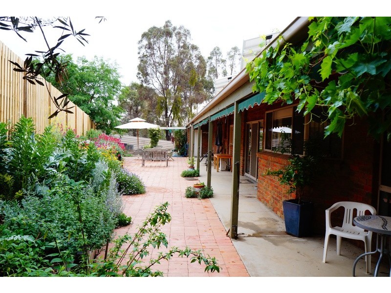 9 Honeycomb Road, Campbells Creek VIC 3451