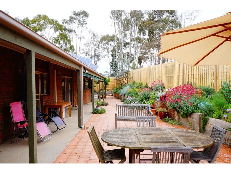 9 Honeycomb Road, Campbells Creek VIC 3451