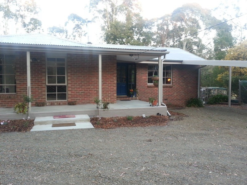 100 Jollys Hill Road, Smythes Creek VIC 3351