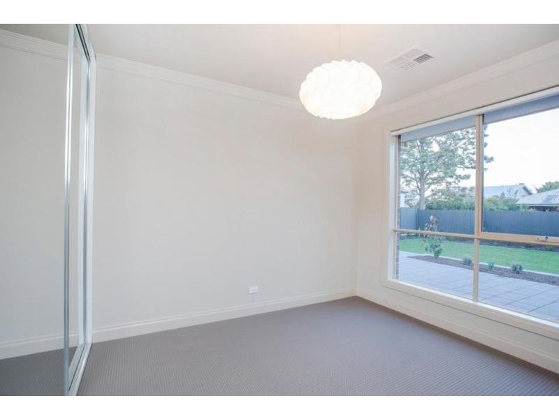 74 Kyeema Avenue, Cumberland Park SA 5041