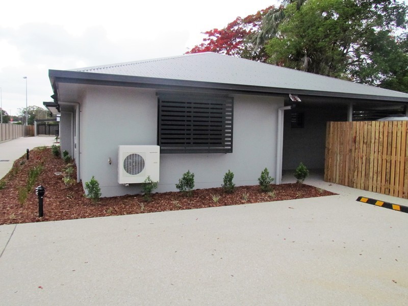 2/98 Broad Street, Sarina QLD 4737