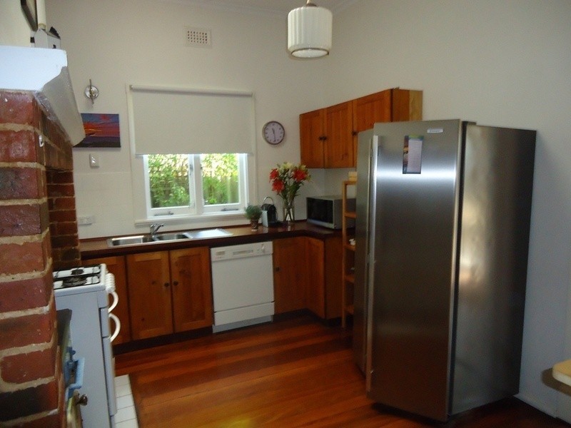 12 Rose Street, South Fremantle WA 6162