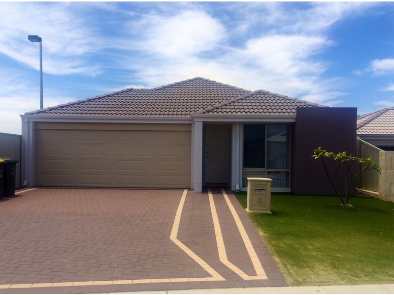 8 Clew Way, Jindalee WA 6036