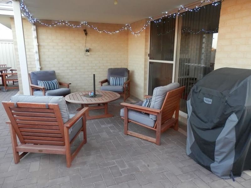 8 Clew Way, Jindalee WA 6036