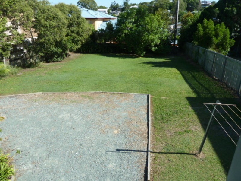 220 Days Road, Grange QLD 4051