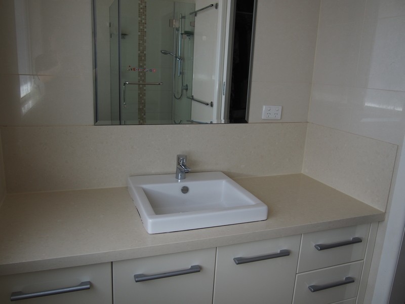 33 Hall Street, Mckinnon VIC 3204