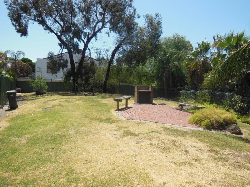 27/39 Warrs Road, Maribyrnong VIC 3032