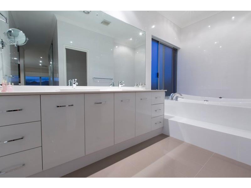 1A Wylie Place, Karrinyup WA 6018