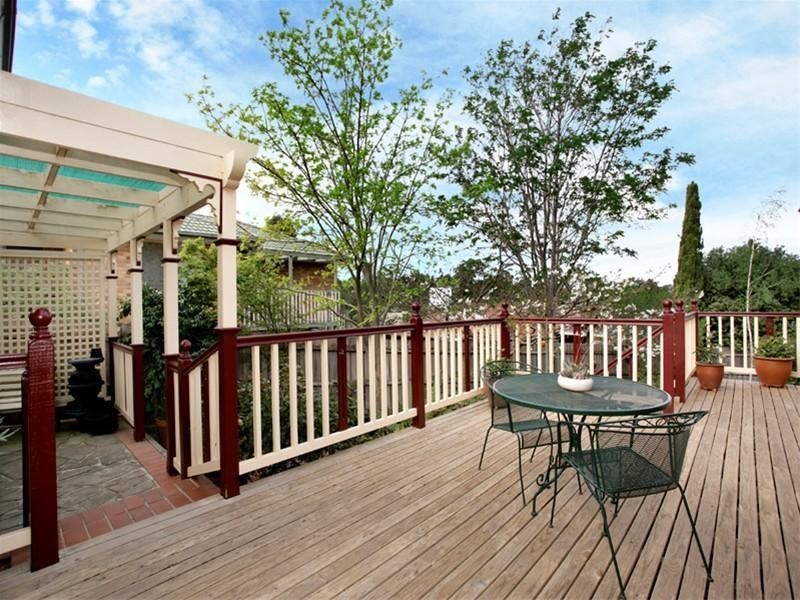 2 Liberty Court, St Helena VIC 3088