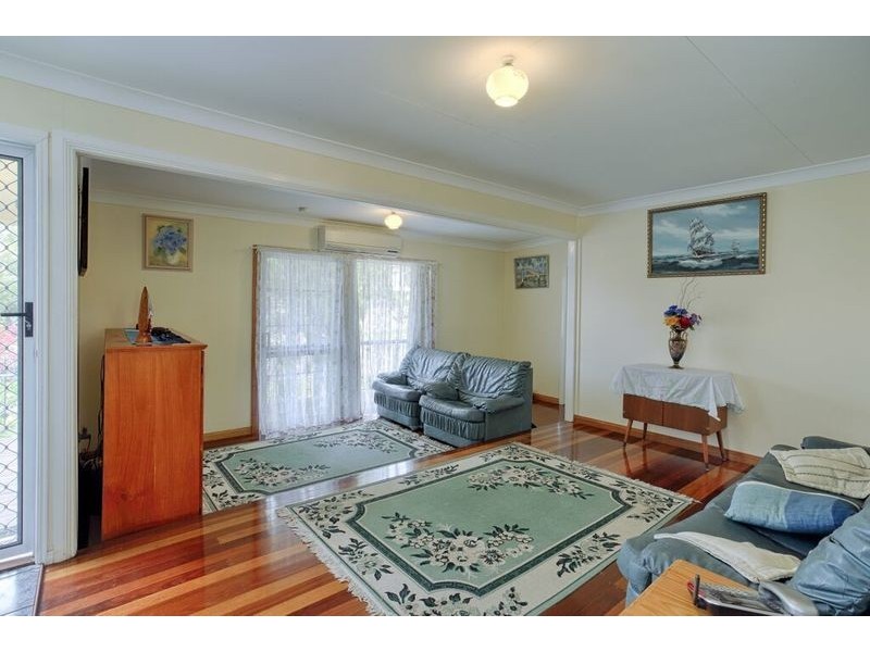 15 Sylvania Street, Logan Central QLD 4114