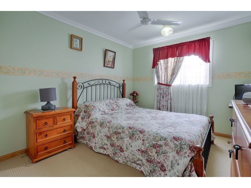 15 Sylvania Street, Logan Central QLD 4114