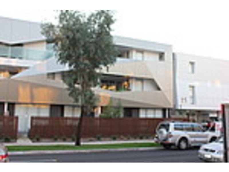 11/15 Eucalyptus Drive, Maidstone VIC 3012