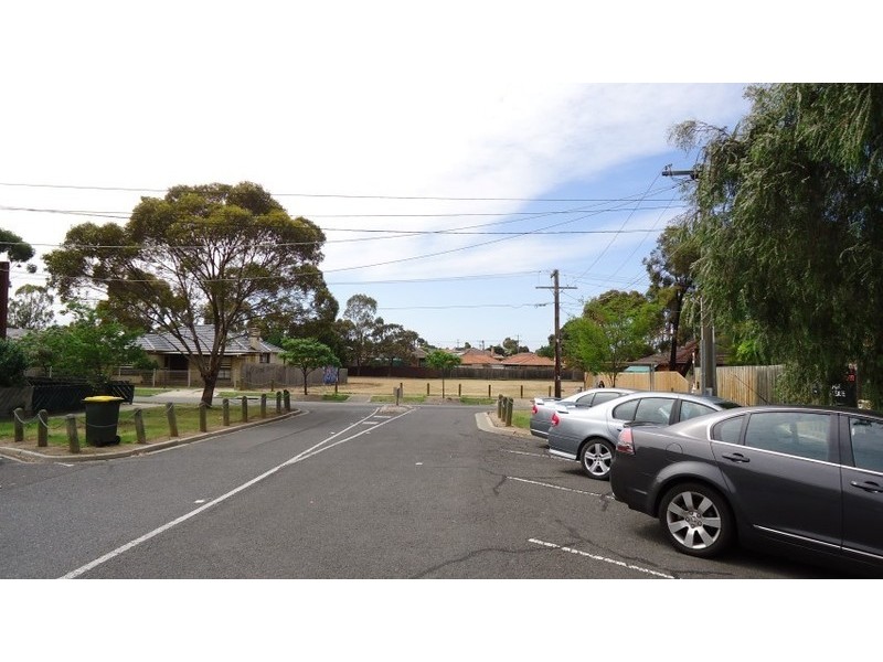 3/19 John  Street, St Albans VIC 3021