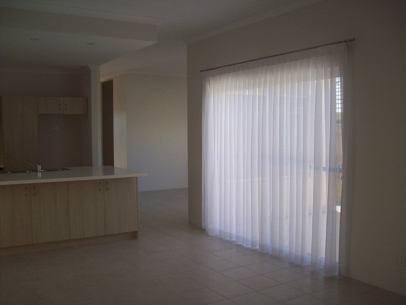 35  Granite Place, Yanchep WA 6035