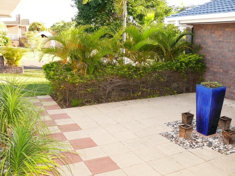 12 Taft Court, Stretton QLD 4116