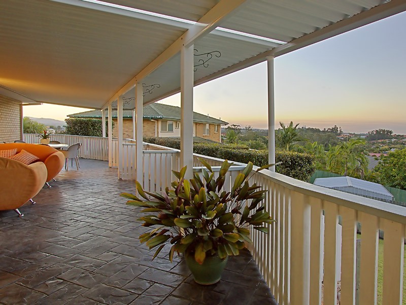 12 Wanda Court, Albany Creek QLD 4035