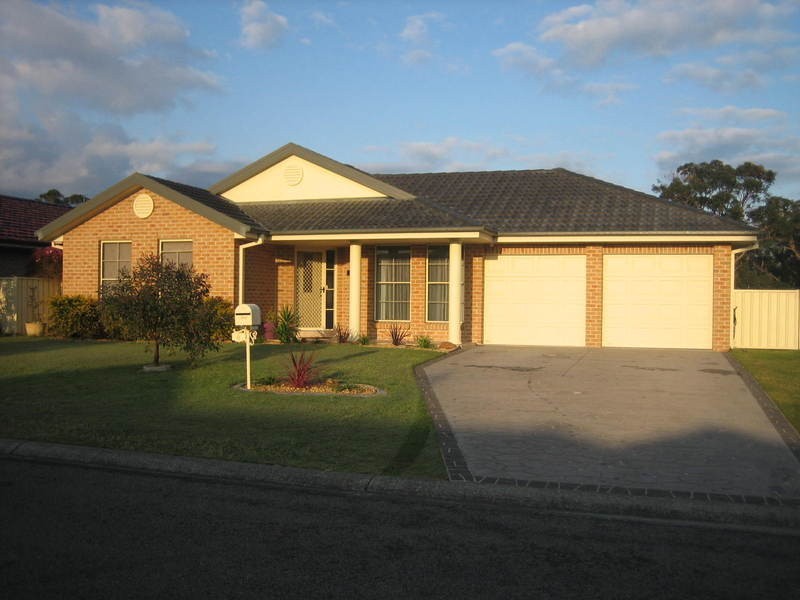 4 Dunshea Avenue, Tea Gardens NSW 2324