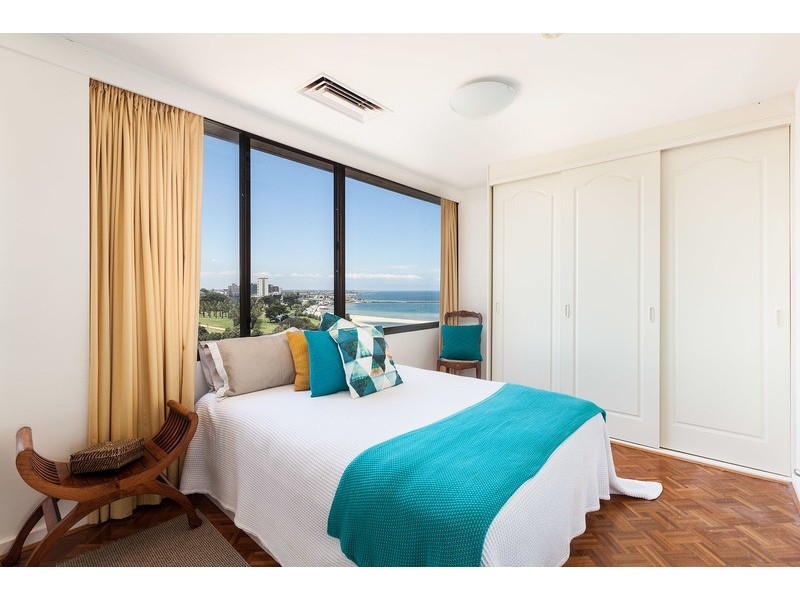 92/325 Beaconsfield Parade, St Kilda West VIC 3182