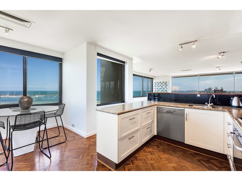 92/325 Beaconsfield Parade, St Kilda West VIC 3182